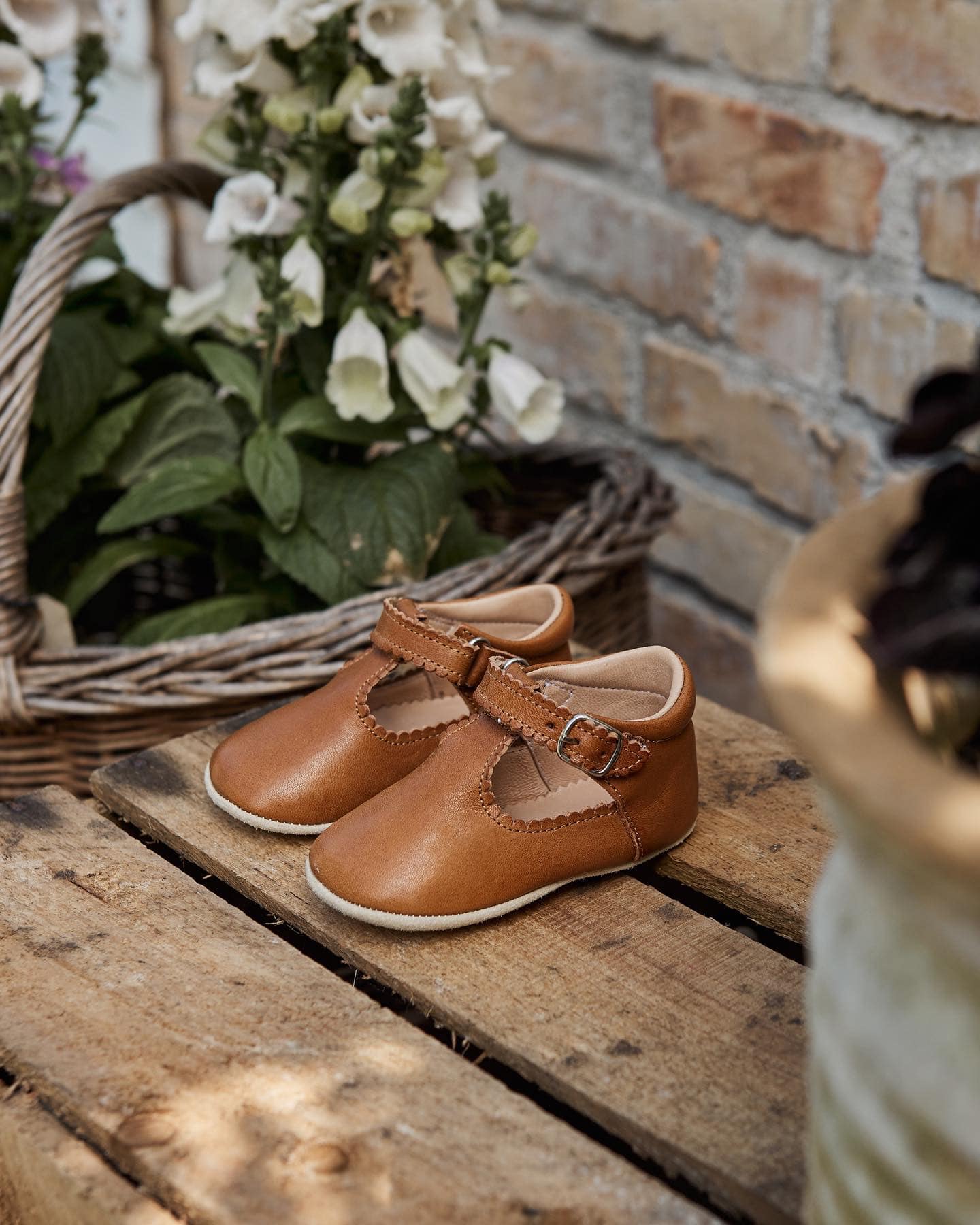Baby Scallop T-Bar Shoes Cognac